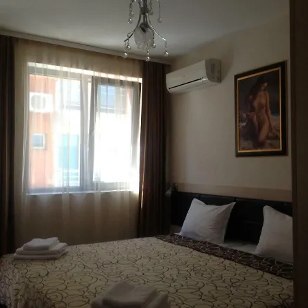 Millenium 2 Apartment *